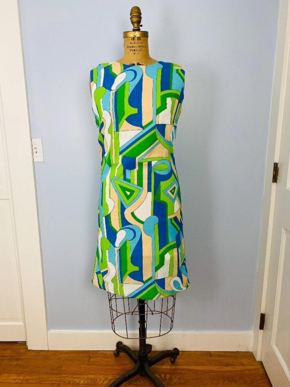 Vintage 1960s Contessa Sleeveless Shift Sheath Dress, Size S Blue Green Abstract